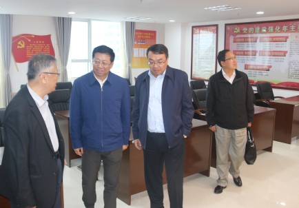 青海省副省長、省國資委黨委書記、主任王黎明，蒞臨省物產(chǎn)集團(tuán)調(diào)研指導(dǎo)工作