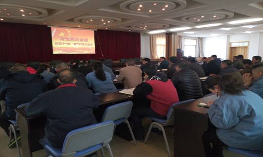 堅定信念 對黨忠誠，融會貫通 學(xué)以致用