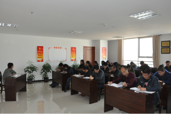 集團(tuán)黨委委員、副總經(jīng)理劉玲同志宣講黨的十九大精神