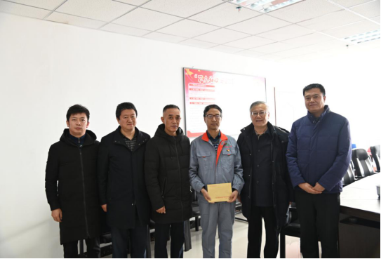 走訪慰問專家人才，為人才創(chuàng)新營造良好的環(huán)境